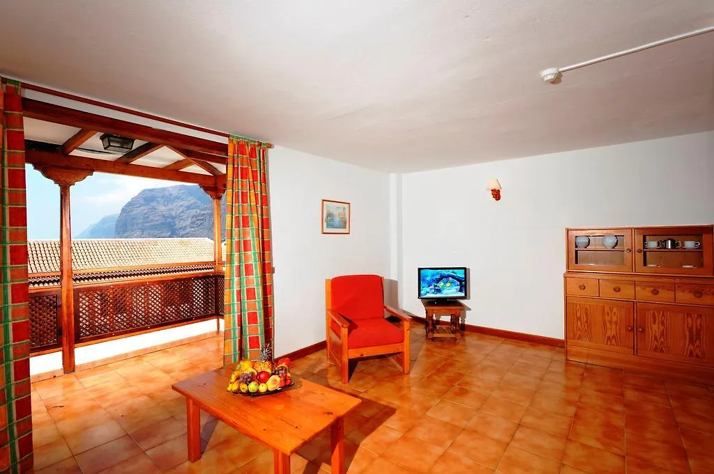 Apartamentos Poblado Marinero Acantilado de los Gigantes