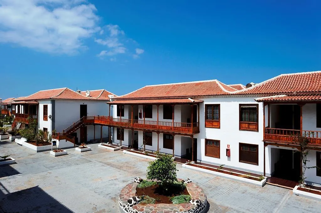 Apartamentos Poblado Marinero Acantilado de los Gigantes 0*,  Spain