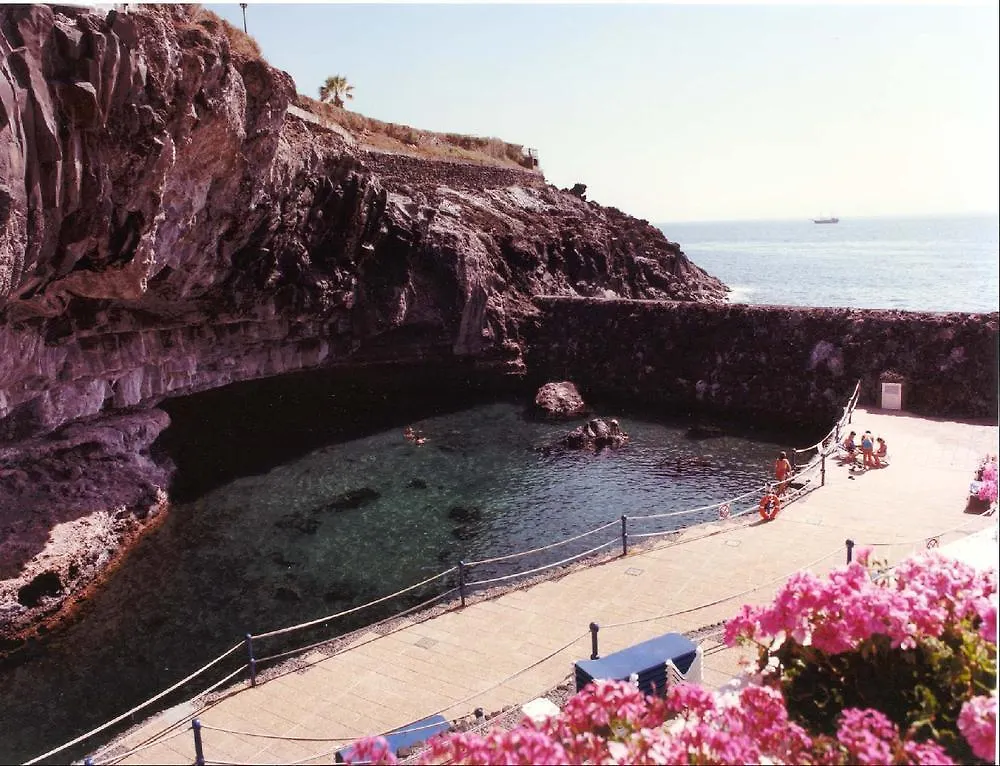 Apartamentos Poblado Marinero Acantilado de los Gigantes 0*,