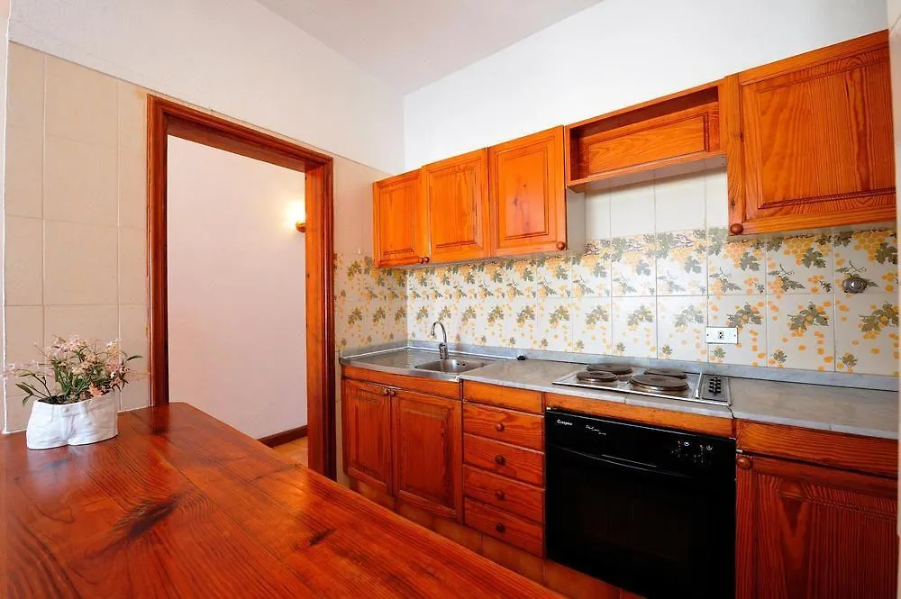 Apartamentos Poblado Marinero Acantilado de los Gigantes 0*,  Spain