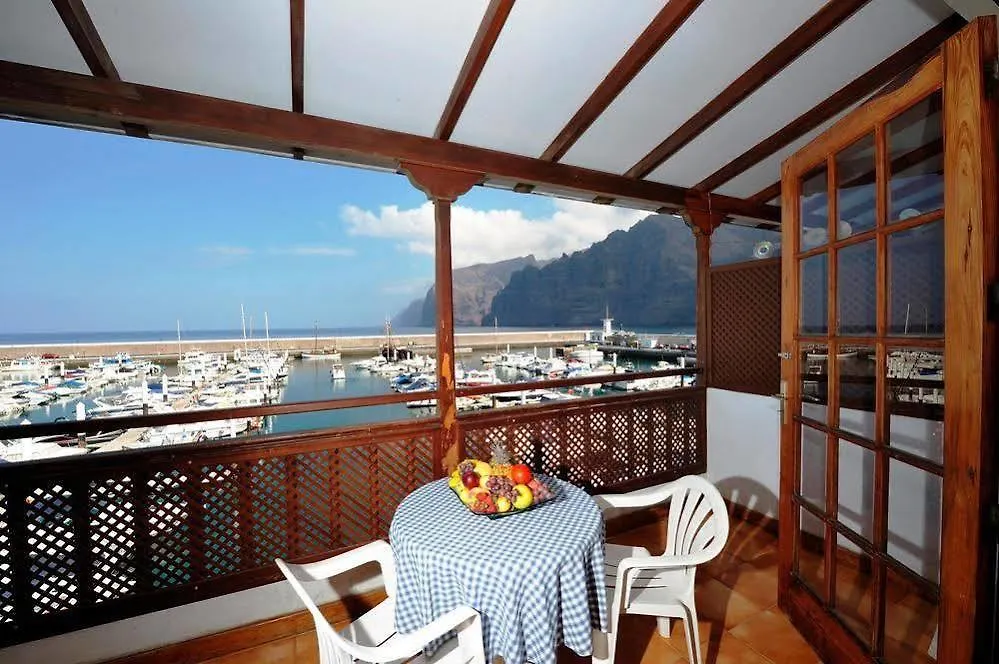 Apartamentos Poblado Marinero Acantilado de los Gigantes Spain