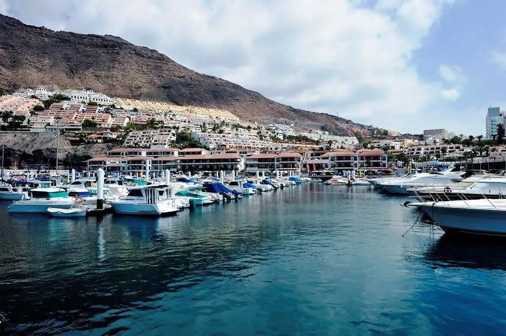 Apartamentos Poblado Marinero Acantilado de los Gigantes
