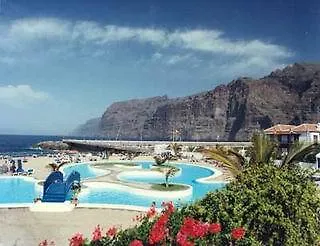 Apartamentos Poblado Marinero Acantilado de los Gigantes